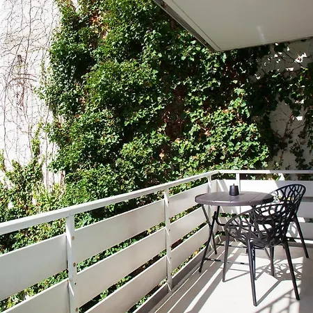Center Studio Extra Comfort Luxury Double Bed Kitchen Apartment Dusseldorf